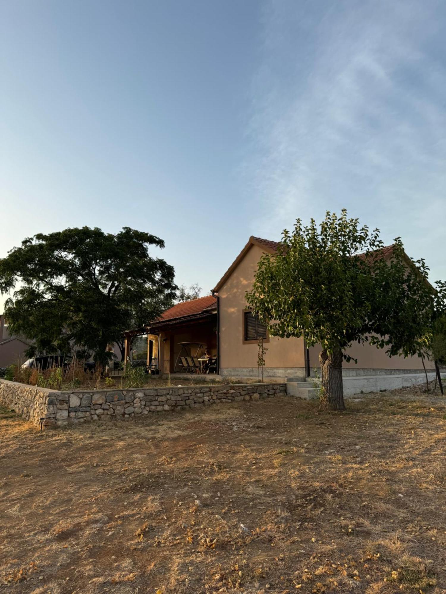 Relax And Unwind: Family-Friendly House Near Zadar In Zagrad Villa Exterior photo